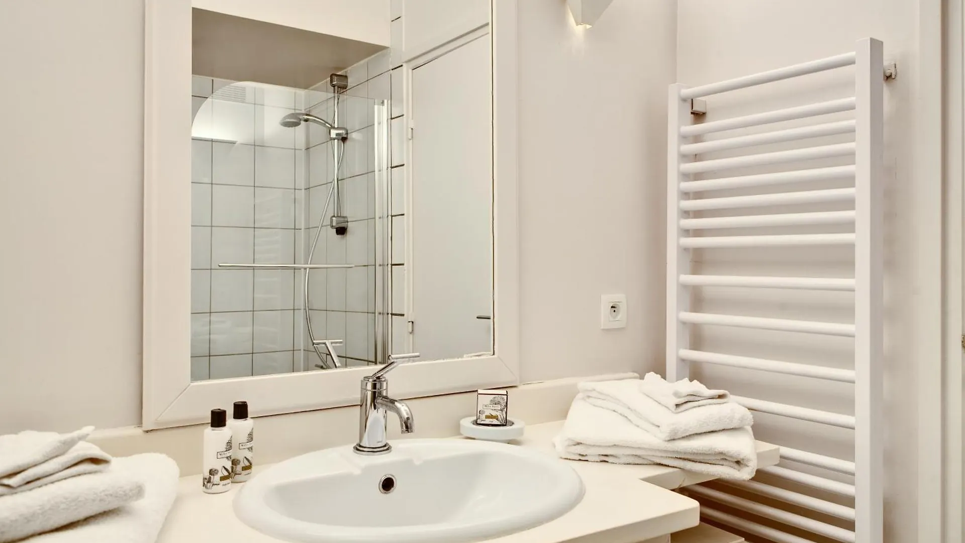 Διαμέρισμα Jardin Des Rosiers Residence Παρίσι Γαλλία